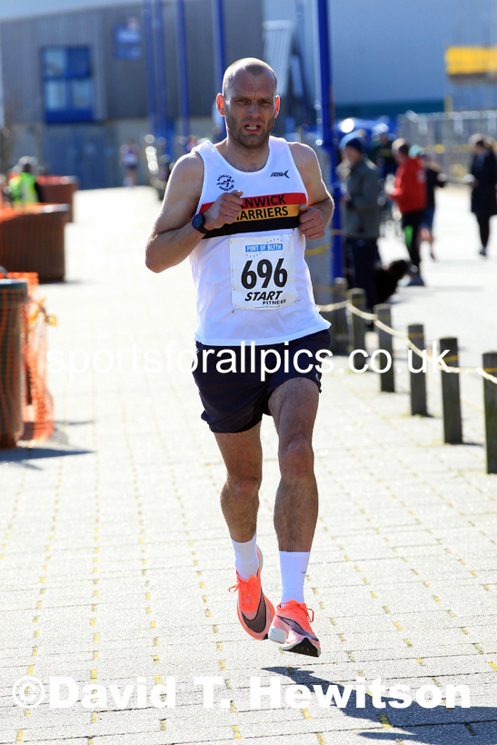 Blyth 10k Road Race, Sunday, April 3rd.  Photo: David T. Hewitson/Sports for All Pics